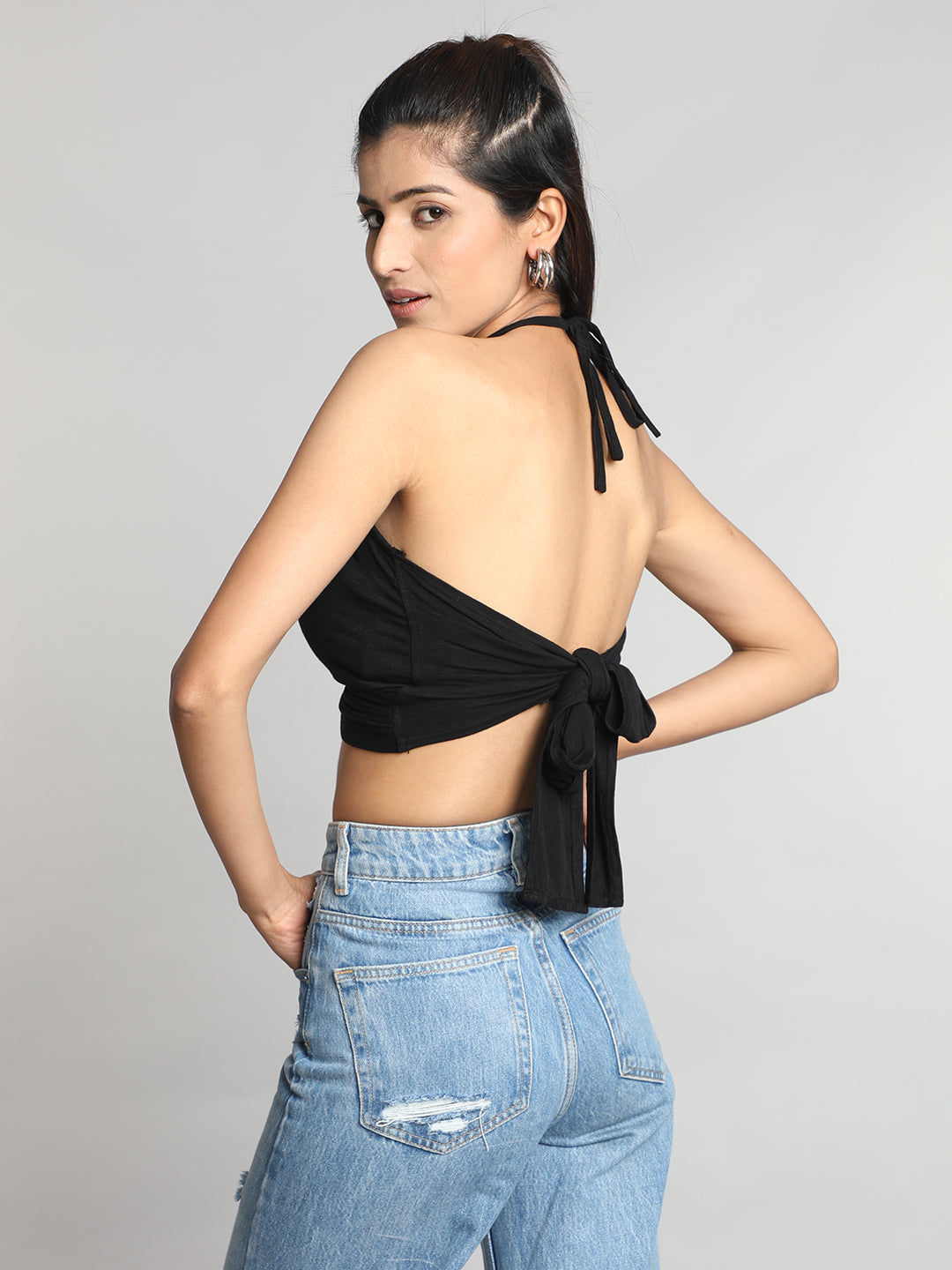 Black Solid Halter Neck Bralette Top