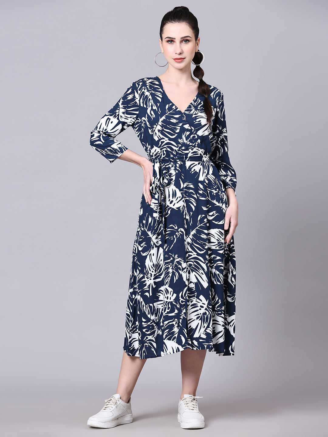 Pomegal Blue & White Wrap Printed Midi Dress