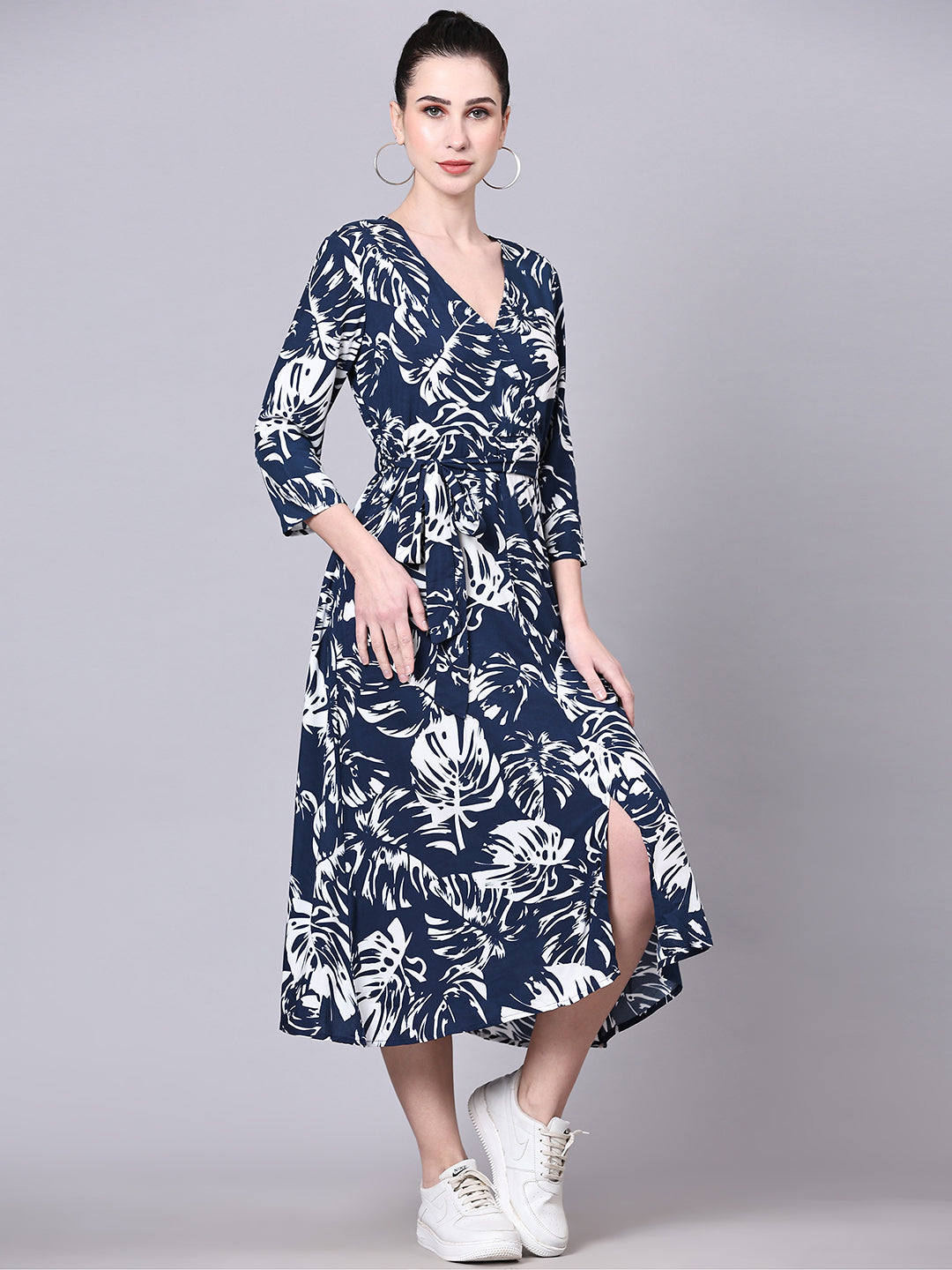 Pomegal Blue & White Wrap Printed Midi Dress