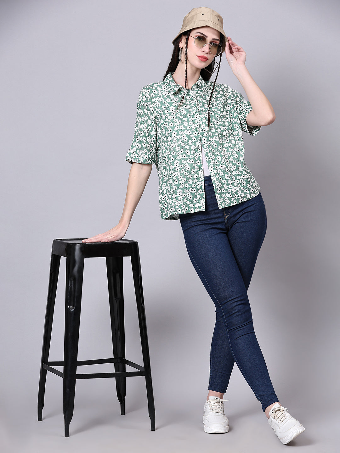 Green Boxy Casual Floral Shirt