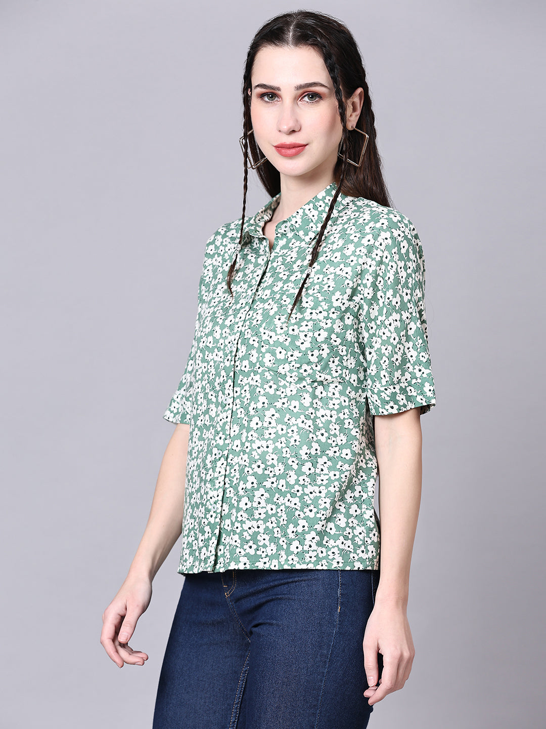 Green Boxy Casual Floral Shirt